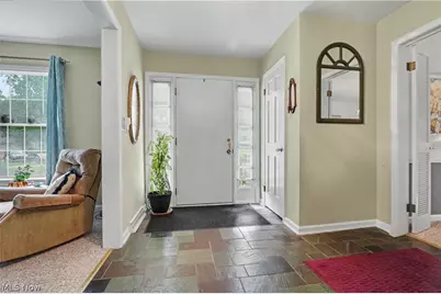 553 N Briarcliff Drive, Canfield, OH 44406 - Photo 3
