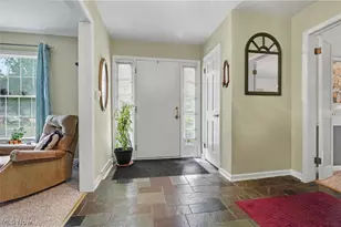 553 N Briarcliff Dr, Canfield, OH 44406 - Photo 3