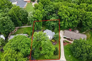 553 N Briarcliff Dr, Canfield, OH 44406 - Photo 3