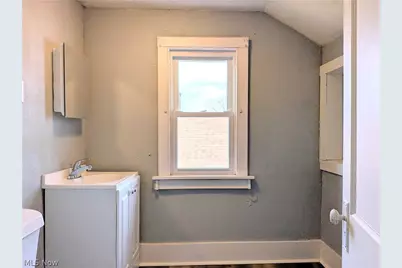 864 10th Street NE, Massillon, OH 44646 - Photo 17