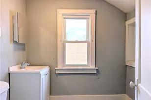 864 10th St NE, Massillon, OH 44646 - Photo 17