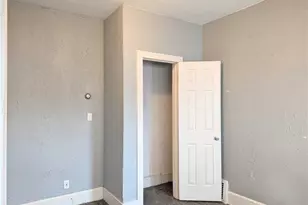 864 10th St NE, Massillon, OH 44646 - Photo 9