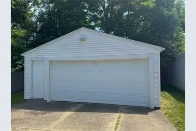 1275 Sawyer Avenue, Akron, OH 44310 - Photo 5