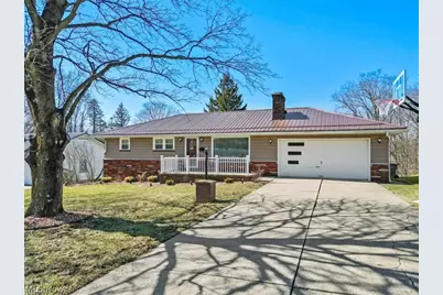 364 S Bon Air Avenue, Youngstown, OH 44509 - Photo 1
