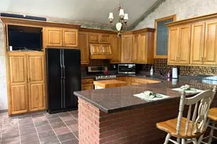 8385 Paris Ave, Louisville, OH 44641 - Photo 7
