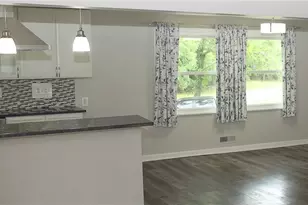 1087 Krumroy Rd, Akron, OH 44306 - Photo 9