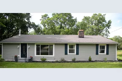 1087 Krumroy Road, Akron, OH 44306 - Photo 1