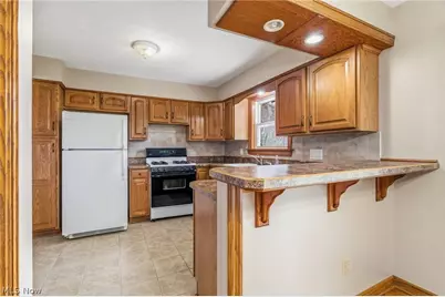 8540 Morrilton Circle NW, North Canton, OH 44720 - Photo 11