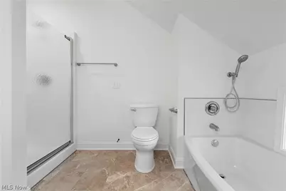 13113 Cleveland Avenue NW, Uniontown, OH 44685 - Photo 15