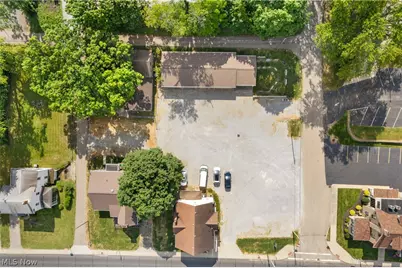 13113 Cleveland Avenue NW, Uniontown, OH 44685 - Photo 3