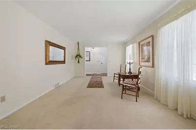 992 Fireside Drive, Brunswick, OH 44212 - Photo 5