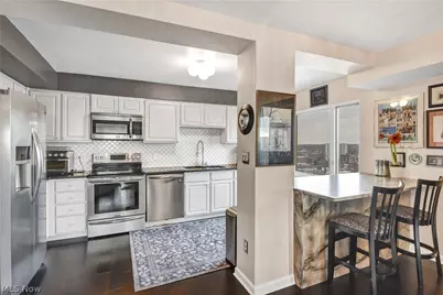 12500 Edgewater Drive #1202, Oakwood, OH 44107 - Photo 9