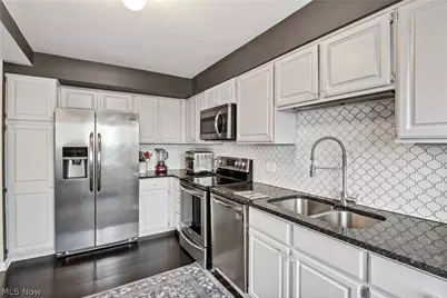 12500 Edgewater Drive #1202, Oakwood, OH 44107 - Photo 13