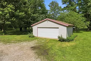 1403 Carson Rd, Ashtabula, OH 44004 - Photo 29