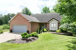 6476 Harbor Dr NW, Canton, OH 44718 - Photo 9