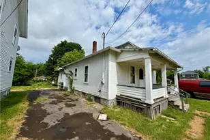 828 Miami St, Youngstown, OH 44505 - Photo 3