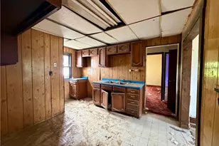 828 Miami St, Youngstown, OH 44505 - Photo 7
