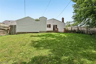 1666 Thornapple Ave, Akron, OH 44301 - Photo 17