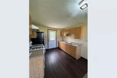 3680 Lincoln Street, Roseville, OH 43777 - Photo 9