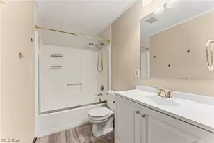 931 Trimble Dr, Akron, OH 44307 - Photo 19