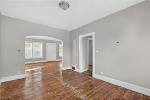 13810 Bartlett Ave, Loveland, OH 44120 - Photo 9