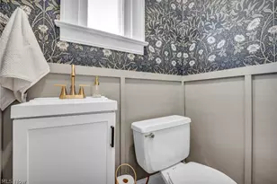 20417 Almar Dr, Huber Heights, OH 44122 - Photo 9
