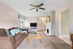 206 Bachtel St SE, North Canton, OH 44720 - Photo 3