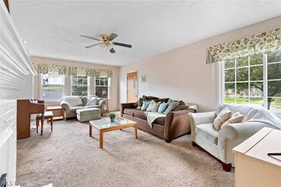 206 Bachtel Street SE, North Canton, OH 44720 - Photo 7
