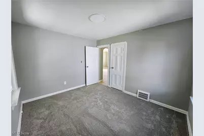 6307 Westlake Avenue, Parma, OH 44129 - Photo 11
