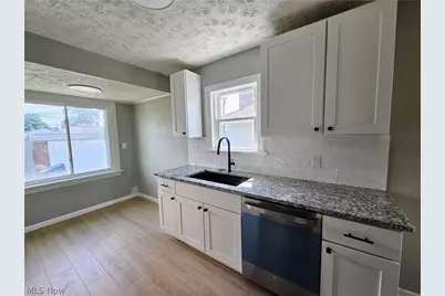 6307 Westlake Avenue, Parma, OH 44129 - Photo 7