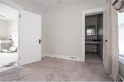 716 E 160th Street, Loveland, OH 44110 - Photo 21