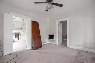 716 E 160th St, Loveland, OH 44110 - Photo 23