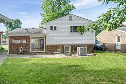 864 Wilder Avenue, Elyria, OH 44035 - Photo 45