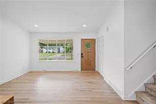 864 Wilder Ave, Elyria, OH 44035 - Photo 9