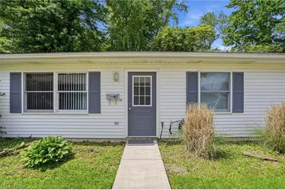 124 Tiffin Avenue #A/B, Huron, OH 44839 - Photo 3