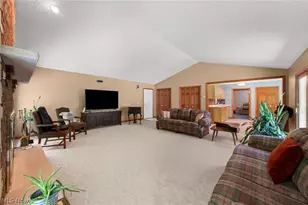 167 Rebecca Ln, Brunswick, OH 44212 - Photo 17