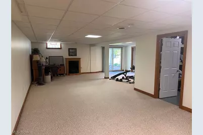 220 Cranberry Court, Warren, OH 44483 - Photo 19