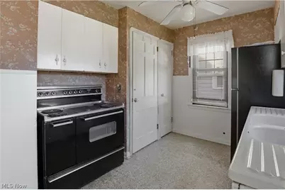 3101 Ralph Avenue, Brooklyn, OH 44109 - Photo 7