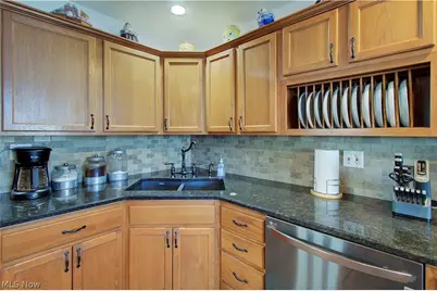 17436 Woodford Avenue, Oakwood, OH 44107 - Photo 7