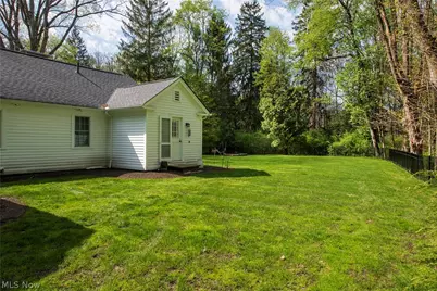 7430 Foxboro Road, Gates Mills, OH 44040 - Photo 11