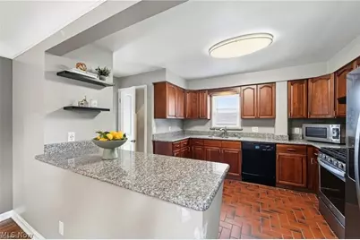 7906 Kenton Avenue, Parma, OH 44129 - Photo 9