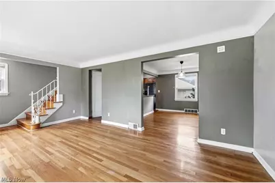 7906 Kenton Avenue, Parma, OH 44129 - Photo 7