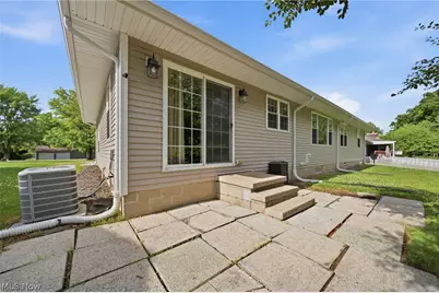 734 Knollwood Drive, Ashtabula, OH 44004 - Photo 31