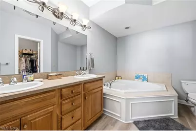 5067 Shepherds Glen, Willoughby, OH 44094 - Photo 23