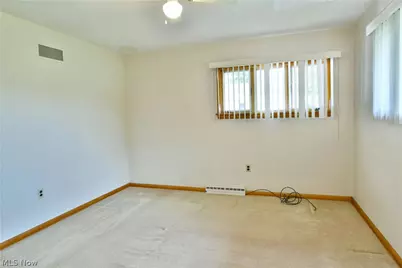 2909 Beal Street NW, Warren, OH 44485 - Photo 31