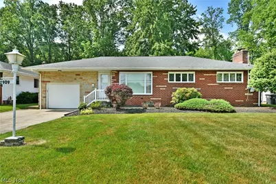 2909 Beal Street NW, Warren, OH 44485 - Photo 1