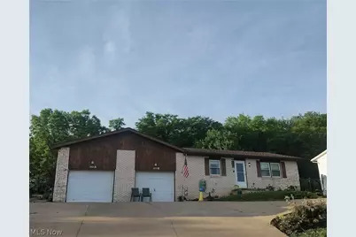 1055 Kerns Drive NE, Bolivar, OH 44612 - Photo 1