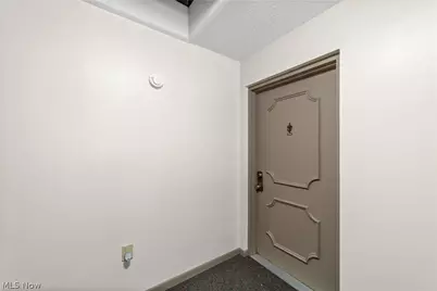 1900 King James Parkway #303, Westlake, OH 44145 - Photo 5