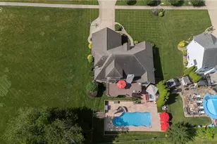923 Mesa Verde Dr, Barberton, OH 44203 - Photo 17
