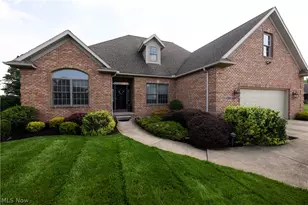 923 Mesa Verde Dr, Barberton, OH 44203 - Photo 3